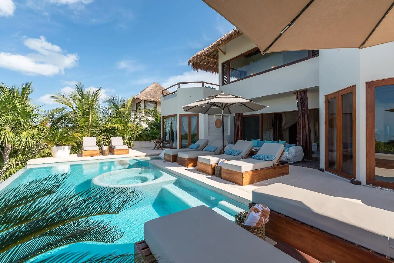Casa Punta Coco & Beach Club — 7