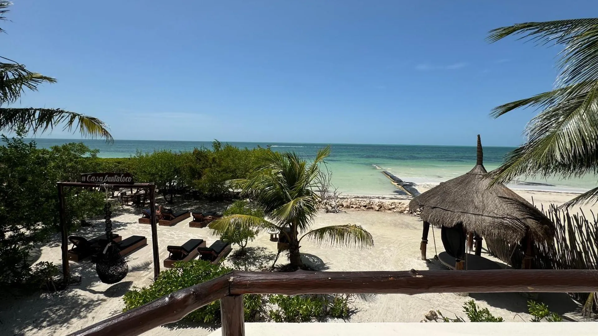 Casa Punta Coco & Beach Club — 1