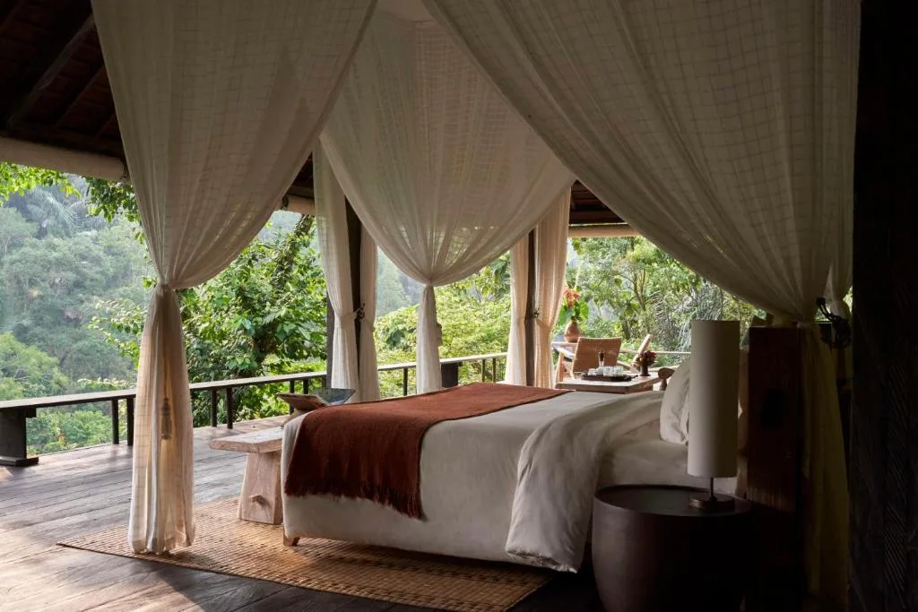 Buahan, a Banyan Tree Escape — 22