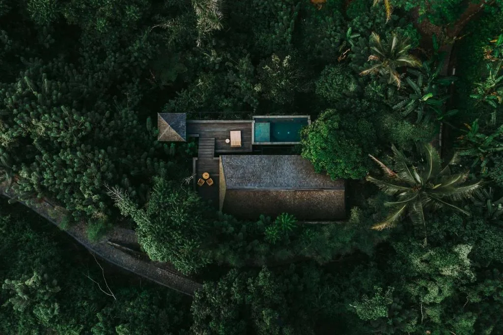 Buahan, a Banyan Tree Escape — 4