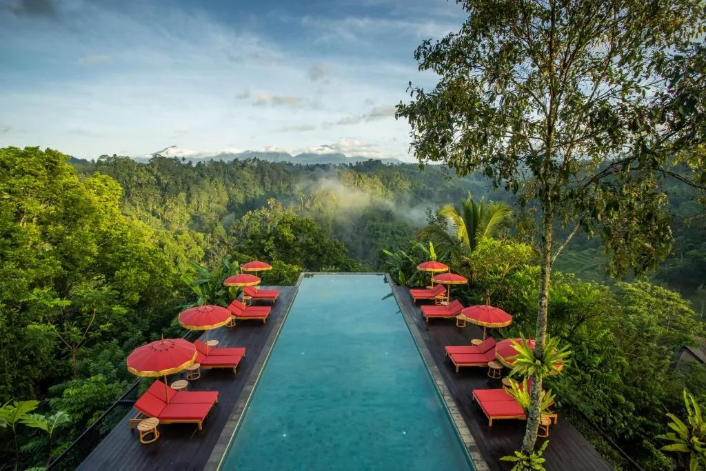Buahan, a Banyan Tree Escape — 10