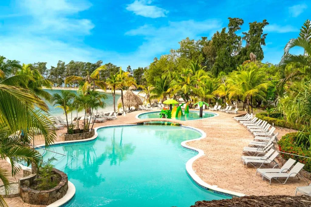 Fantasy Island Beach Resort and Marina — 14