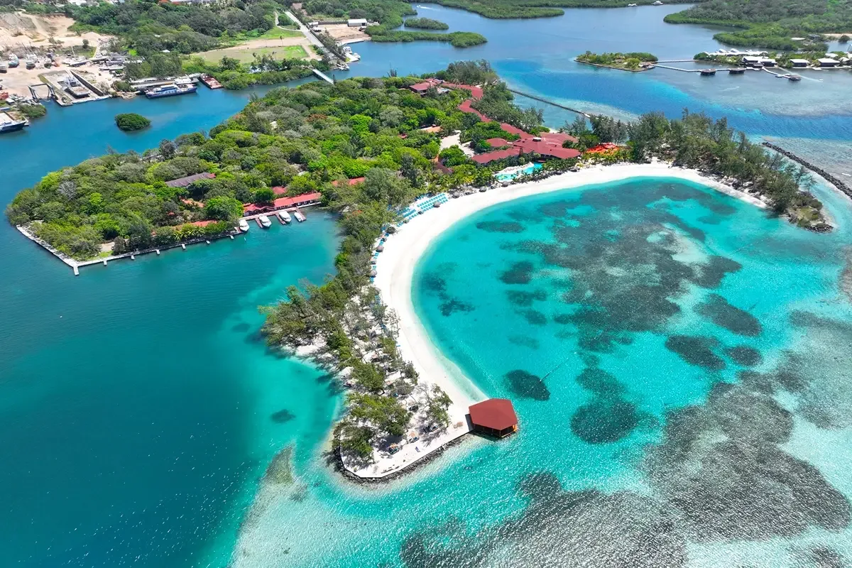 Fantasy Island Beach Resort and Marina — 9