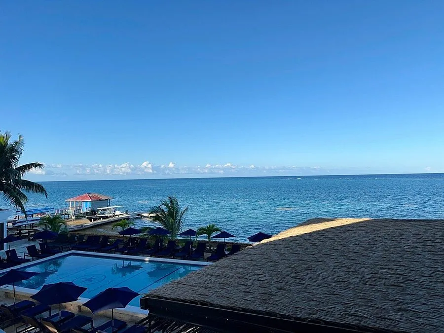 Brisas Del Mar Beach + Dive Resort — 11