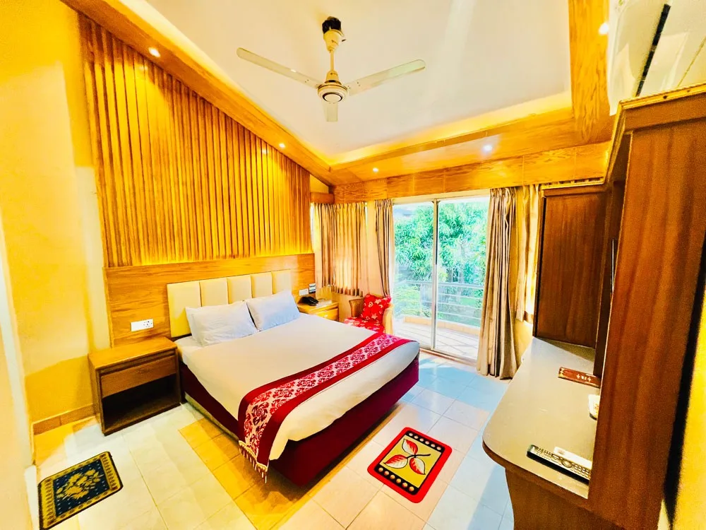 Paradise Beach Hotel & Resort — 11