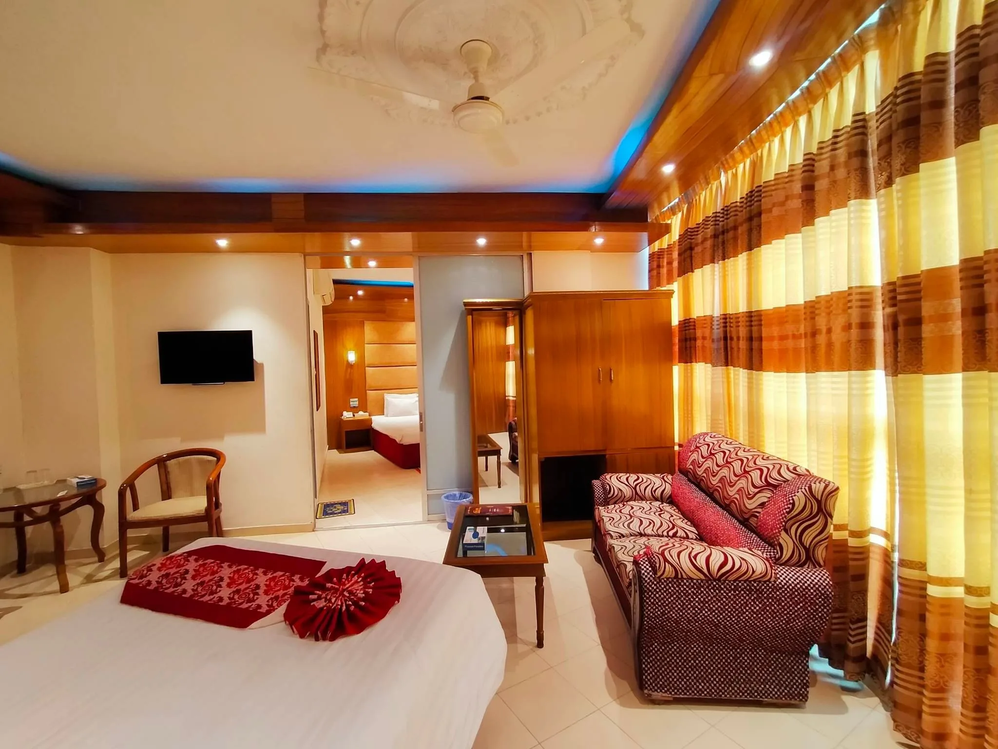 Paradise Beach Hotel & Resort — 16