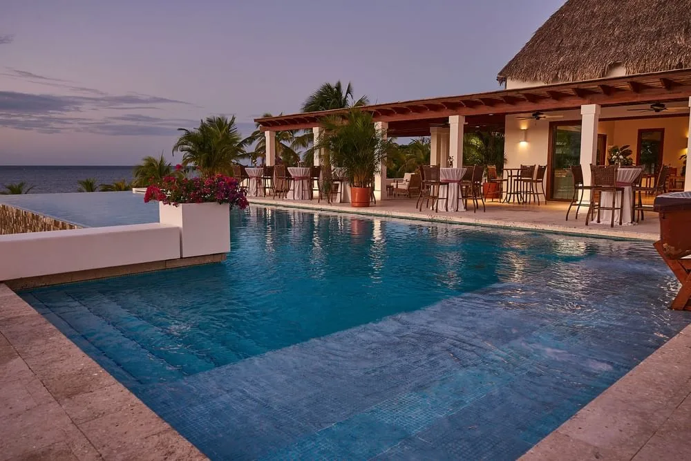 Las Verandas Hotel & Villas — 4