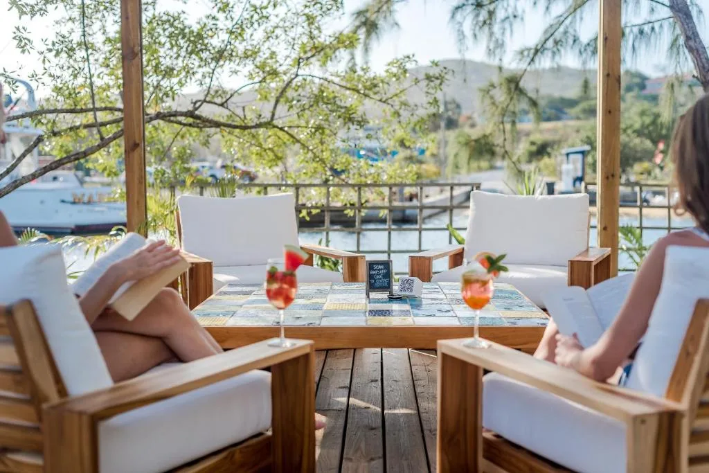 Barefoot Cay Resort — 23