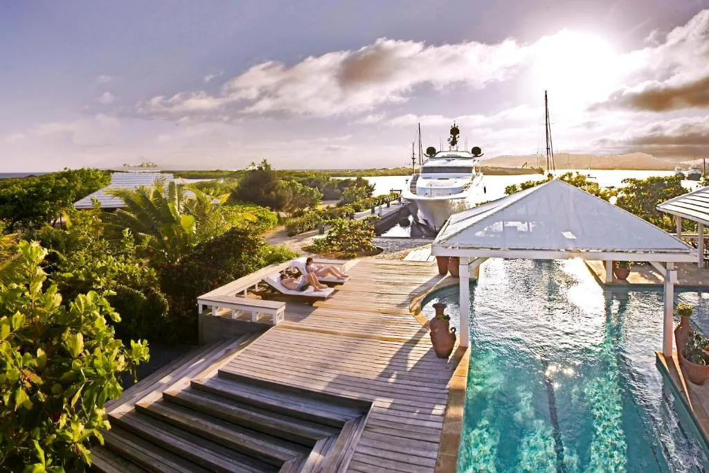 Barefoot Cay Resort — 13