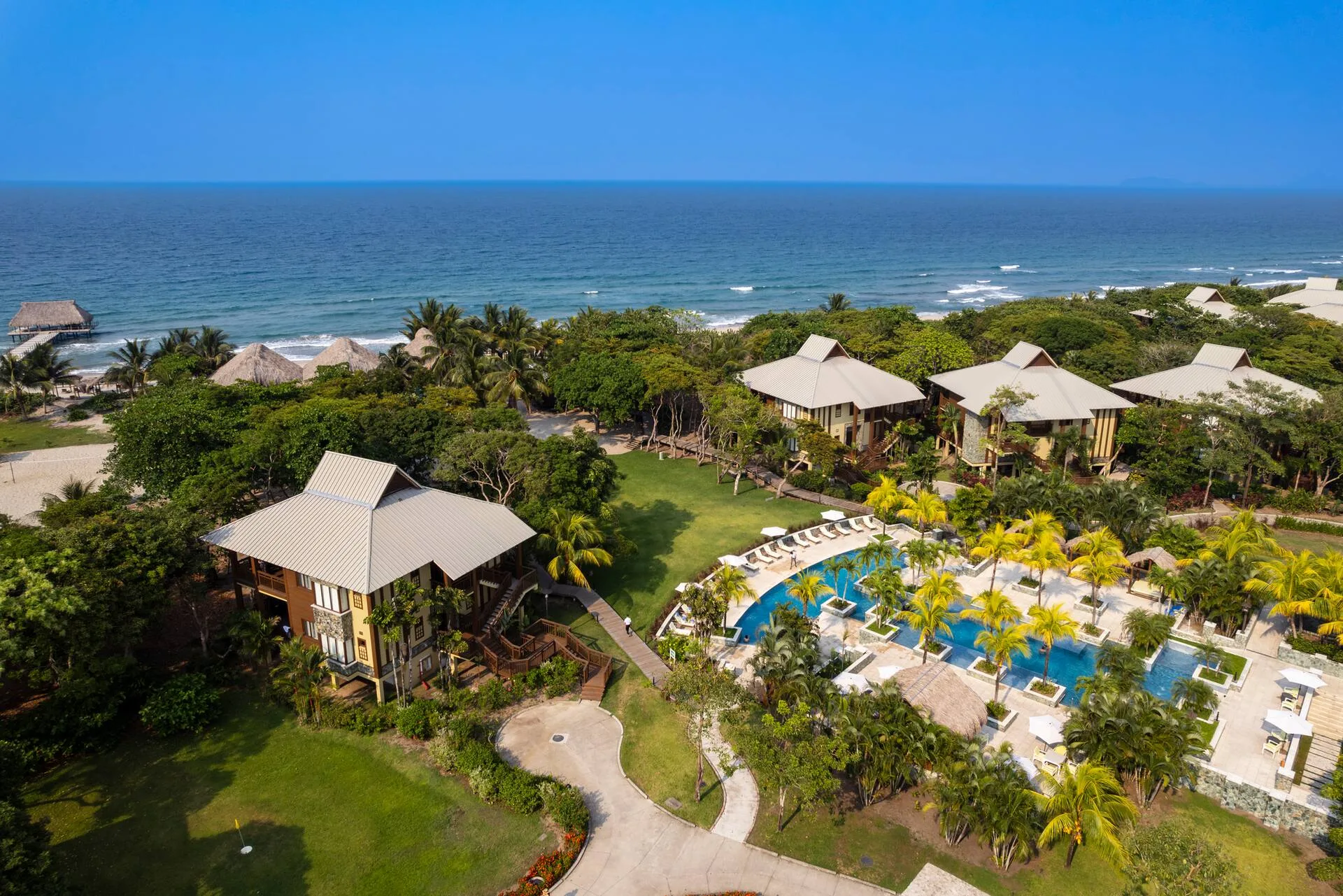 Indura Beach & Golf Resort Curio Collection By Hilton — 11