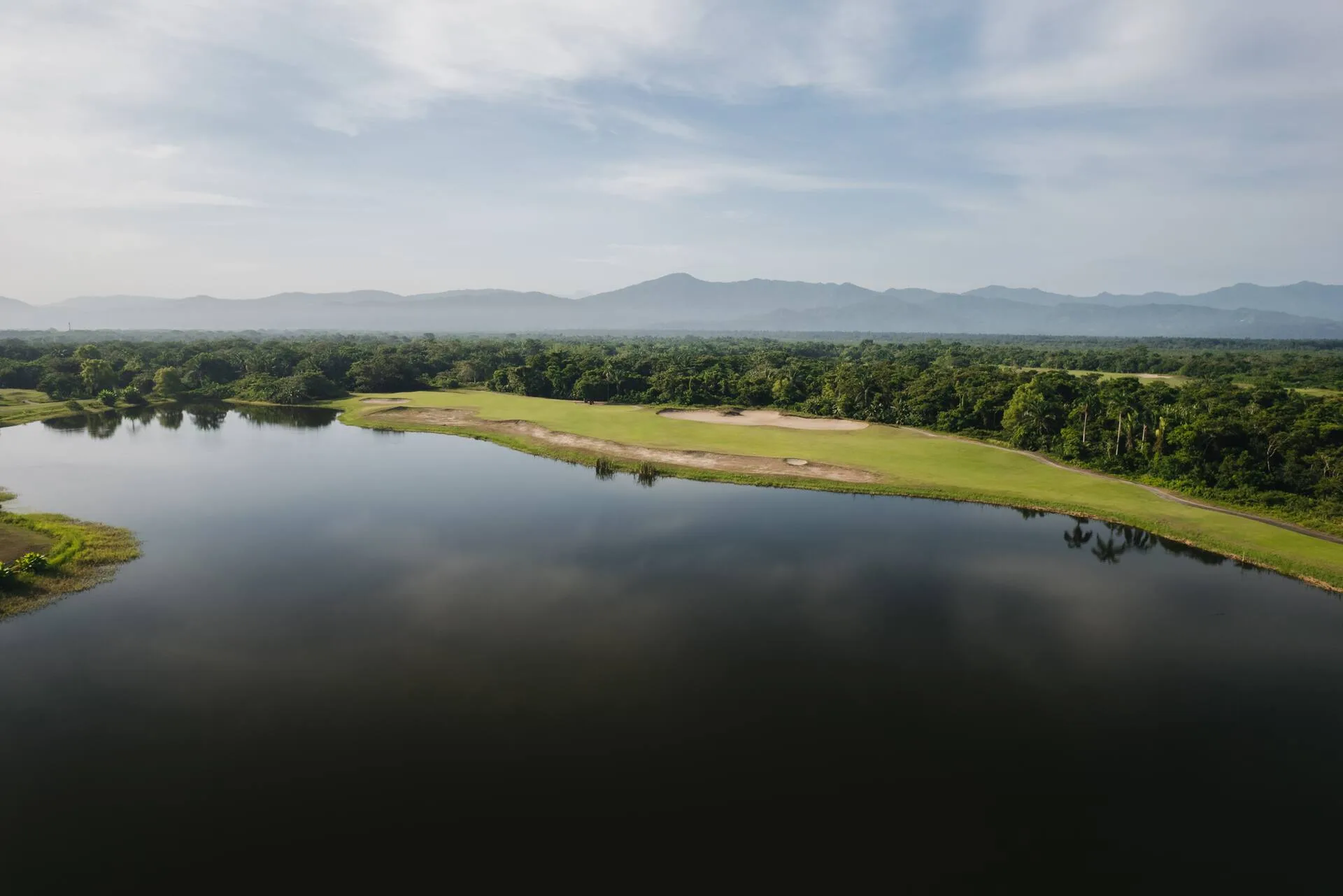 Indura Beach & Golf Resort Curio Collection By Hilton — 12
