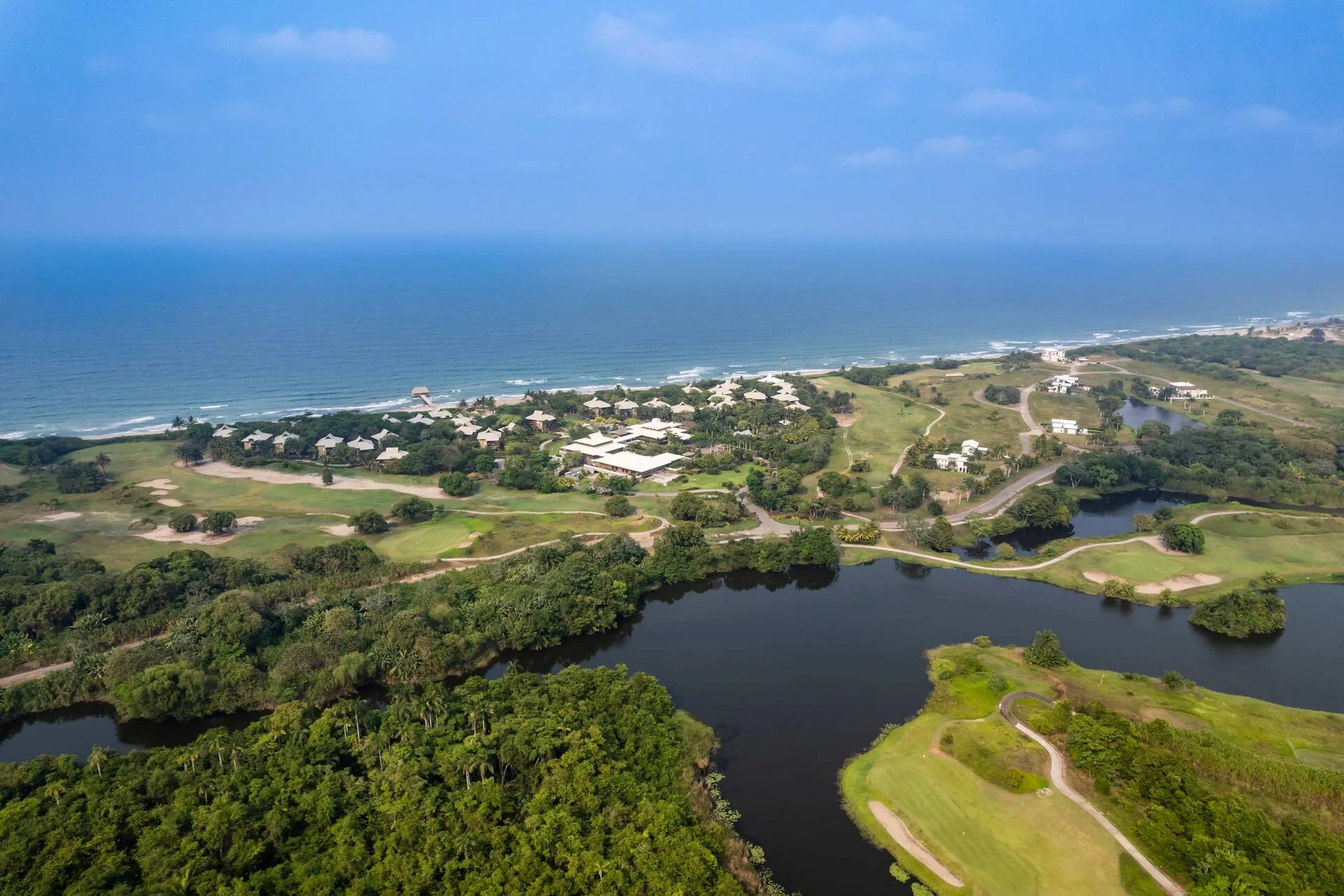 Indura Beach & Golf Resort Curio Collection By Hilton — 13