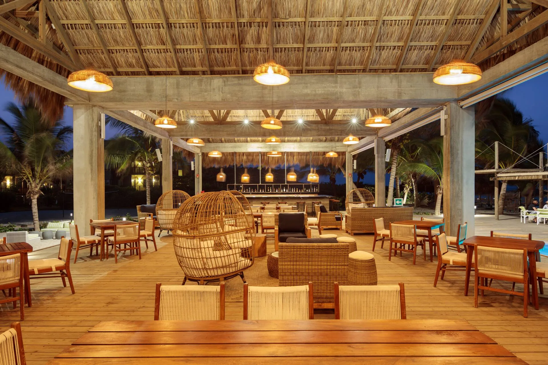 Indura Beach & Golf Resort Curio Collection By Hilton — 15