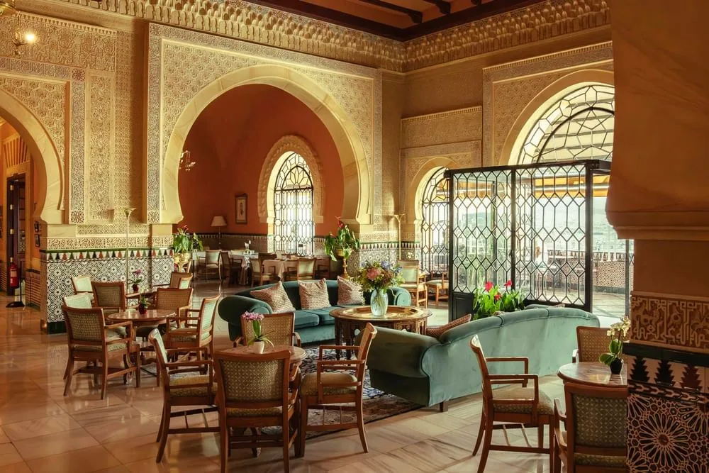 Alhambra Palace Hotel — 9