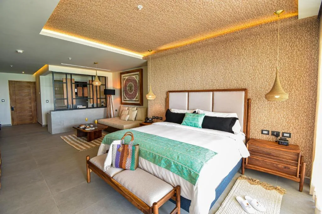 Mvngata Beach Hotel — 5