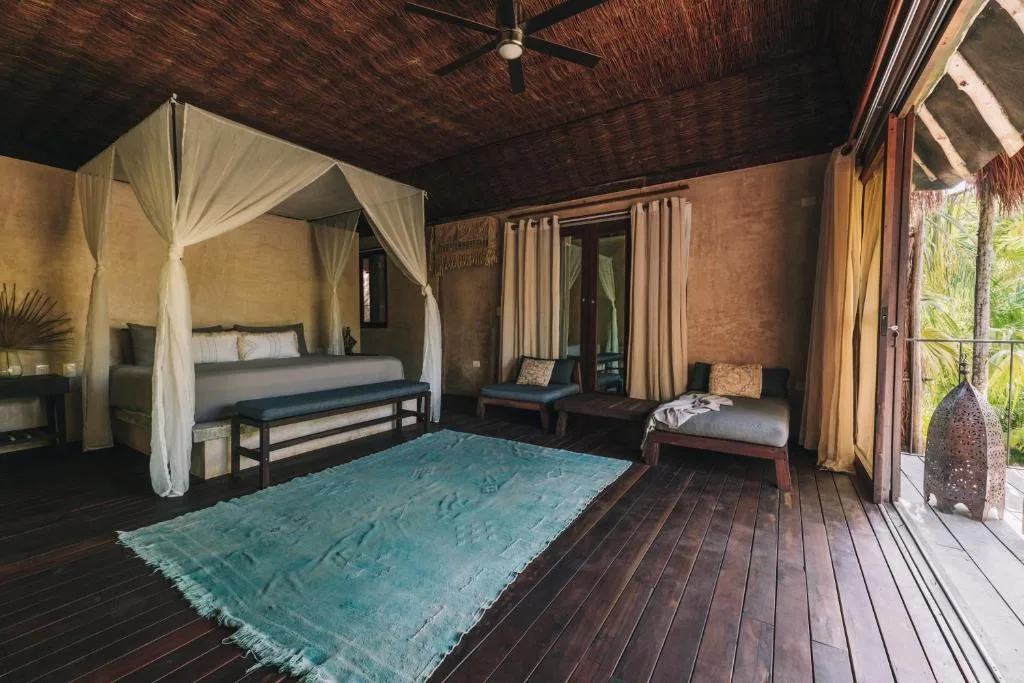 Radhoo Tulum — 1