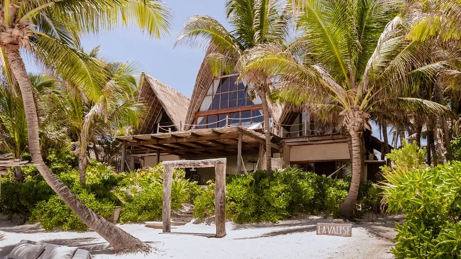 La Valise Tulum — 14