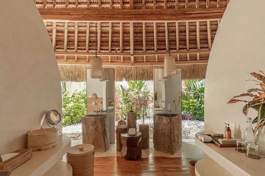 NIHI Sumba — 4