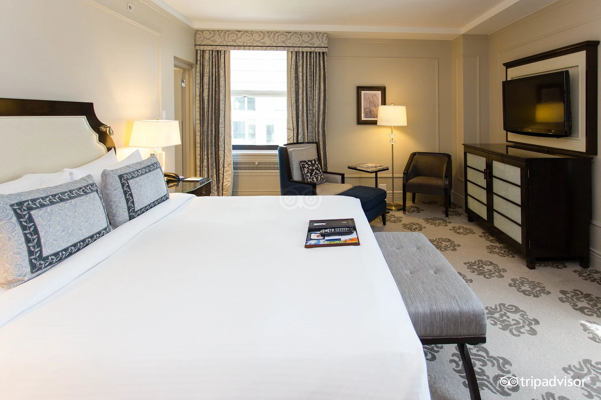 Fairmont Hotel Vancouver — 9