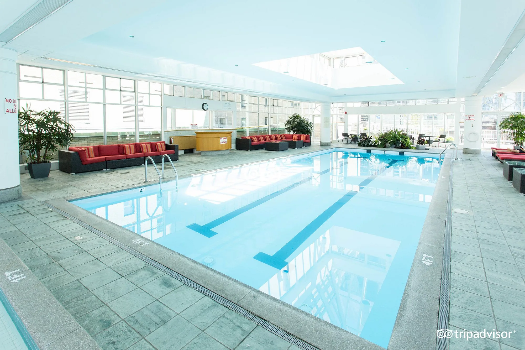 Fairmont Hotel Vancouver — 10