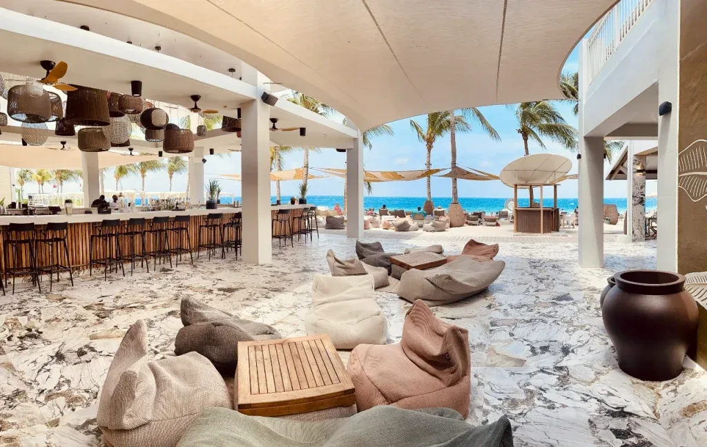 Papagayo Beach Resort — 10