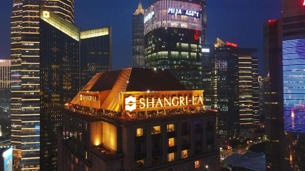 Shangri-La Shanghai — 16